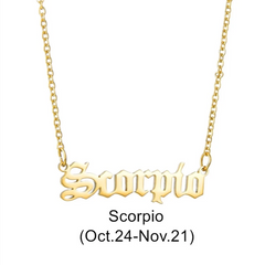 Collar con colgante de signo del zodiaco en fuente antigua en inglés - Oro
